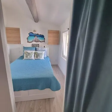Charmante Petite Maison *