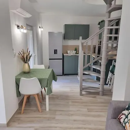 Charmante Petite Maison * Le Cres