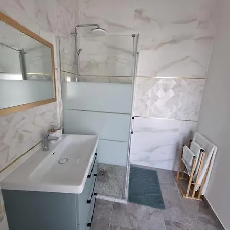 Charmante Petite Maison *